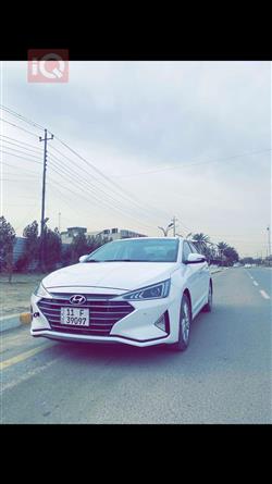 هیوندای ئەلەنترا